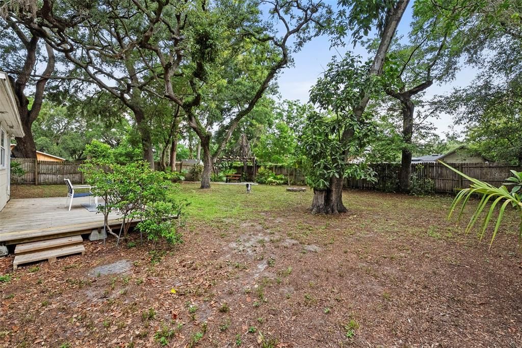 For Sale: $349,000 (3 beds, 2 baths, 1016 Square Feet)