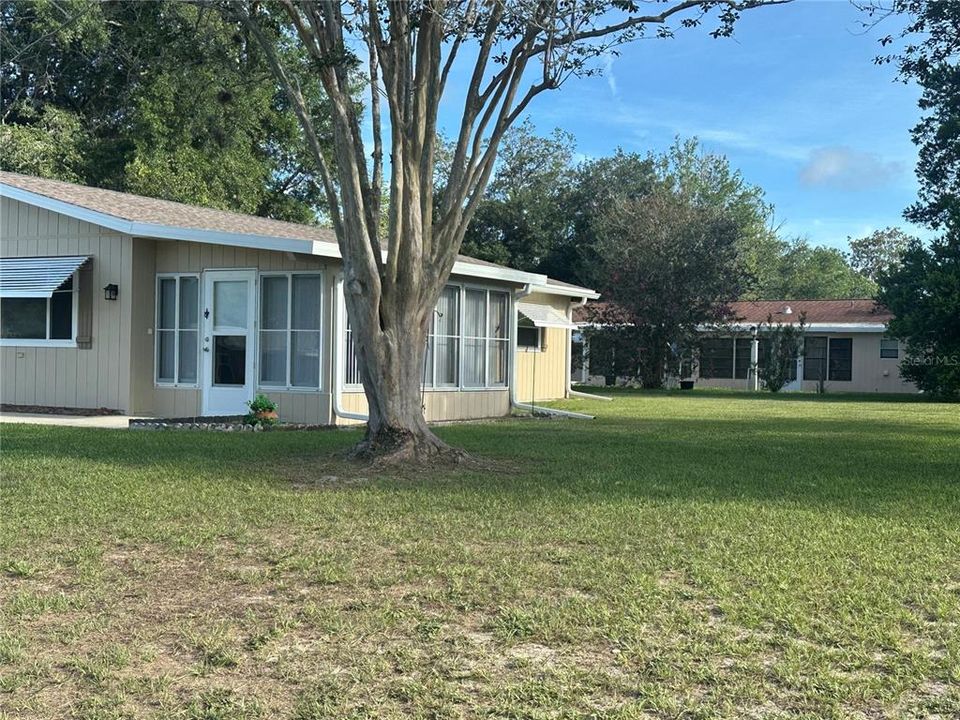 For Sale: $155,900 (2 beds, 2 baths, 1144 Square Feet)