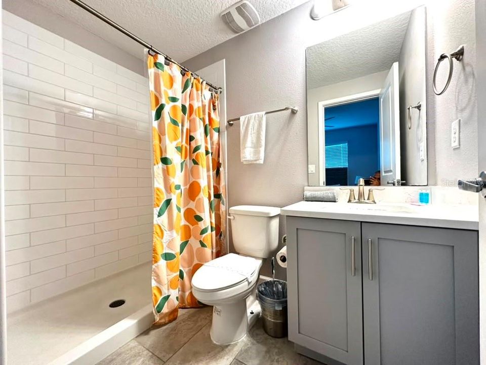 В аренду: $2,550 (4 спален, 3 ванн, 1721 Квадратных фут)