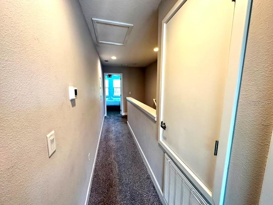 В аренду: $2,550 (4 спален, 3 ванн, 1721 Квадратных фут)