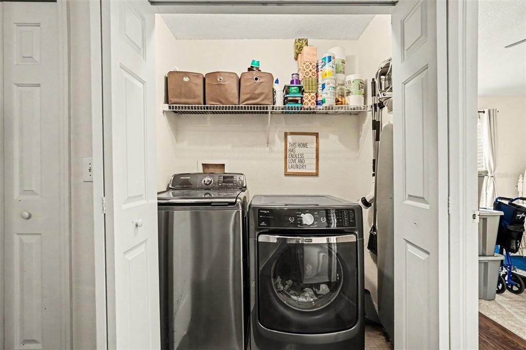 For Sale: $250,000 (3 beds, 3 baths, 1478 Square Feet)