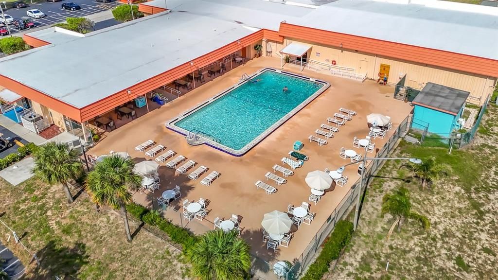 На продажу: $170,000 (2 спален, 2 ванн, 1325 Квадратных фут)