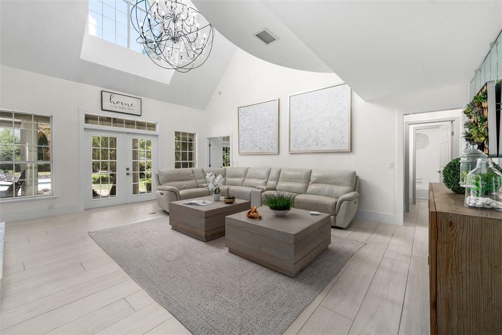 For Sale: $1,795,000 (5 beds, 6 baths, 5369 Square Feet)
