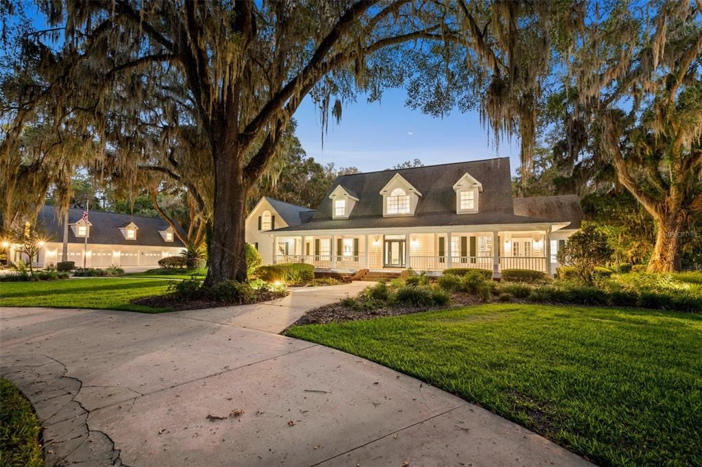 For Sale: $1,795,000 (5 beds, 6 baths, 5369 Square Feet)