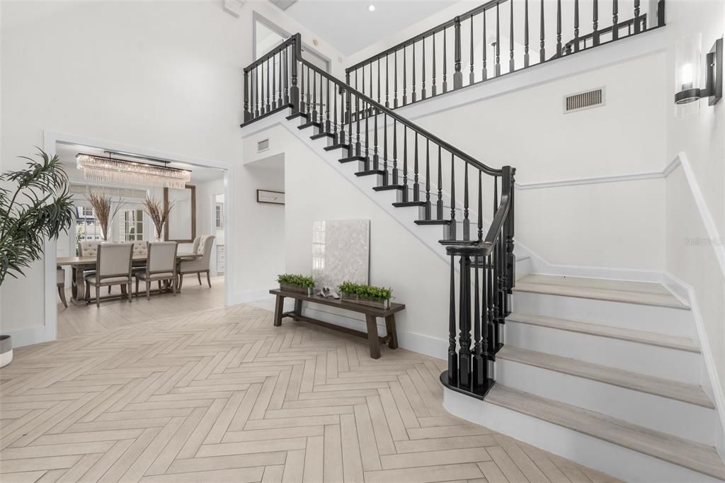 For Sale: $1,795,000 (5 beds, 6 baths, 5369 Square Feet)