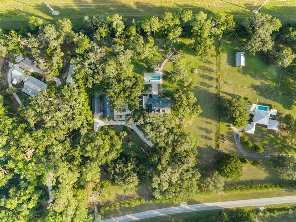 For Sale: $1,795,000 (5 beds, 6 baths, 5369 Square Feet)