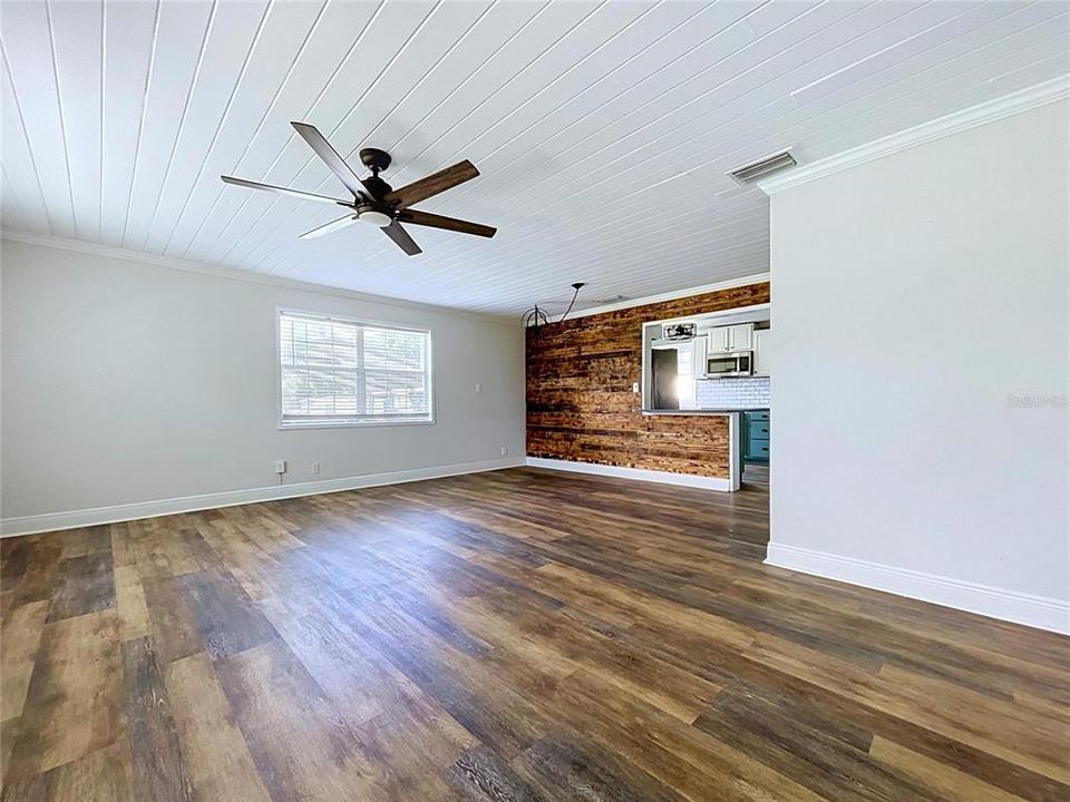 En Venta: $389,900 (3 camas, 2 baños, 1491 Pies cuadrados)