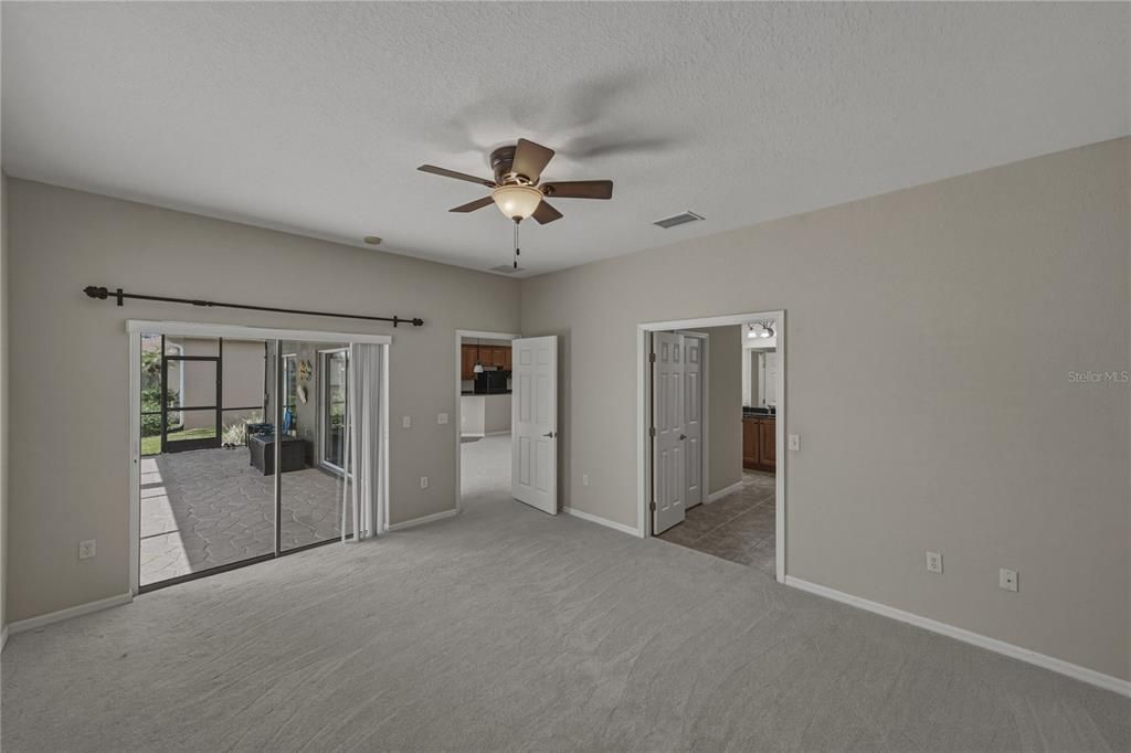 For Sale: $399,900 (3 beds, 2 baths, 1928 Square Feet)