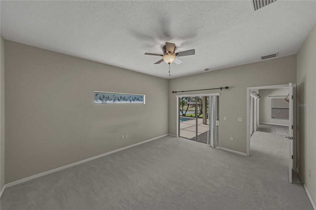 For Sale: $399,900 (3 beds, 2 baths, 1928 Square Feet)
