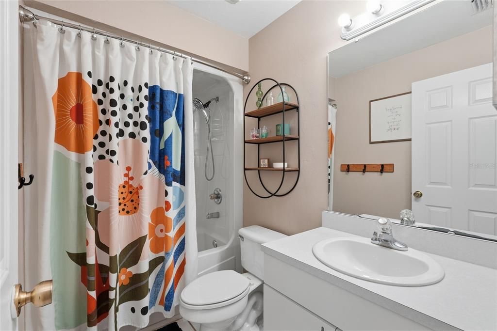 En Venta: $339,000 (3 camas, 2 baños, 1680 Pies cuadrados)