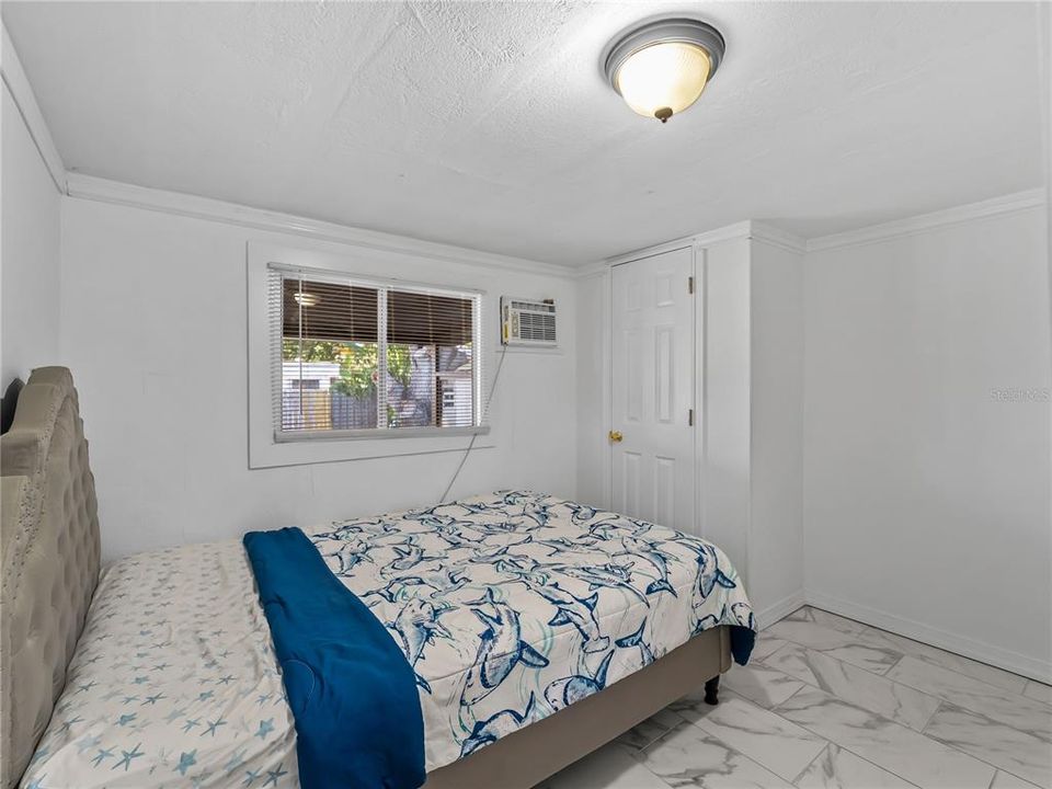 For Sale: $155,000 (2 beds, 1 baths, 600 Square Feet)