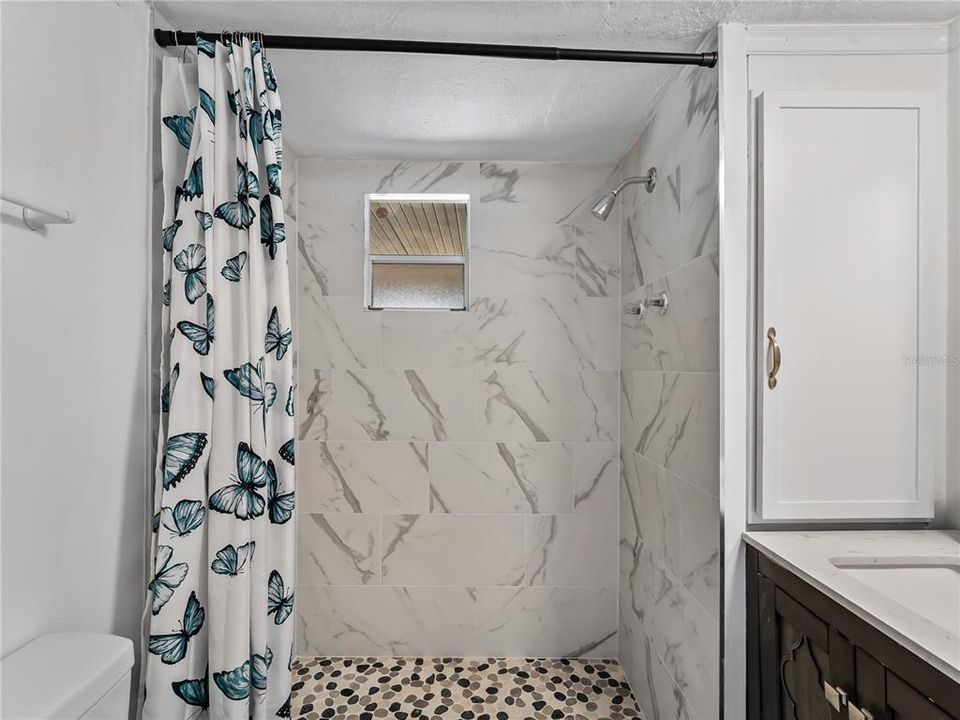 For Sale: $155,000 (2 beds, 1 baths, 600 Square Feet)