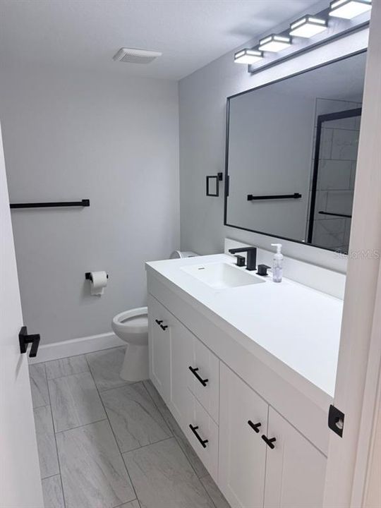 For Rent: $3,000 (3 beds, 2 baths, 1345 Square Feet)