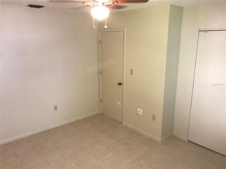 En Renta: $1,600 (2 camas, 1 baños, 810 Pies cuadrados)