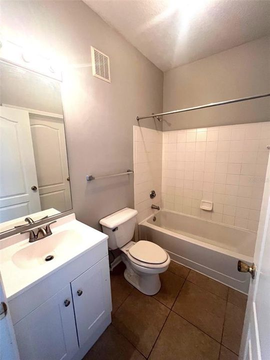 В аренду: $1,550 (2 спален, 2 ванн, 1175 Квадратных фут)