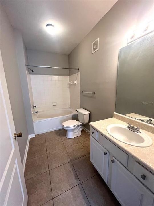 В аренду: $1,550 (2 спален, 2 ванн, 1175 Квадратных фут)