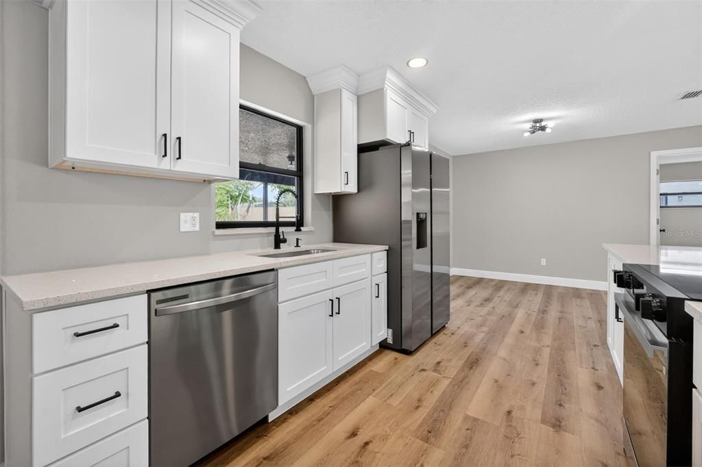 En Venta: $344,900 (3 camas, 2 baños, 1489 Pies cuadrados)