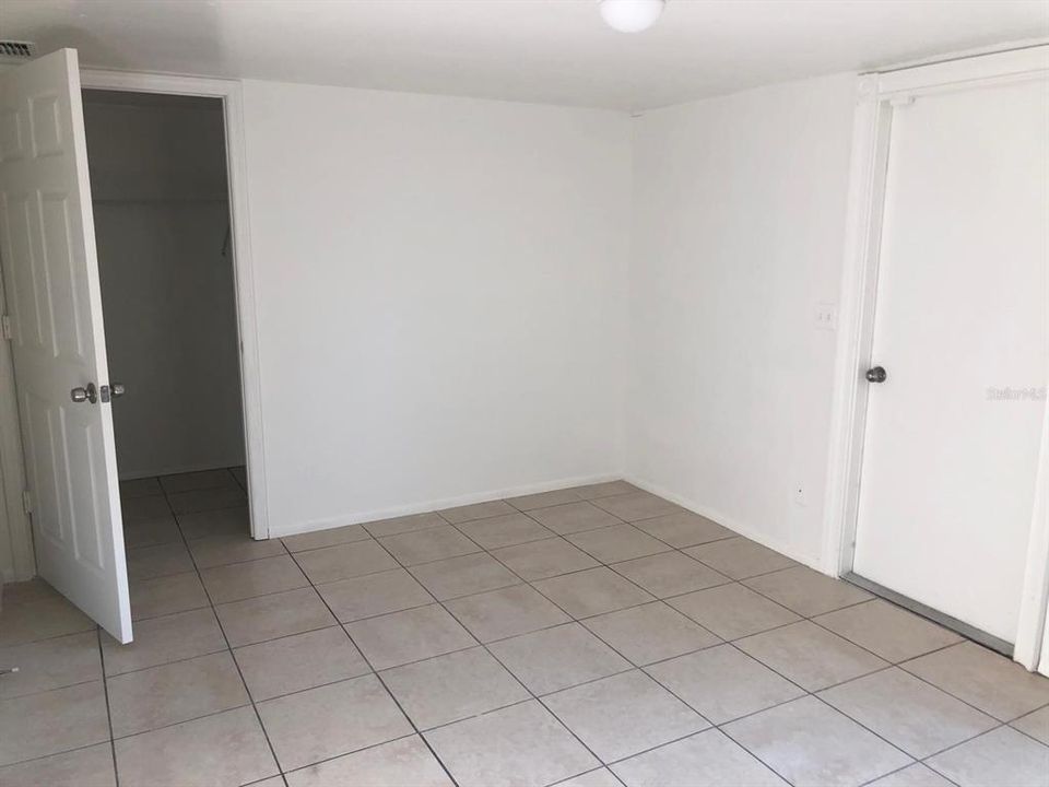 For Rent: $2,000 (4 beds, 2 baths, 1260 Square Feet)