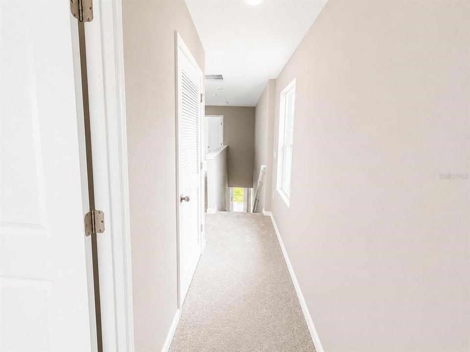 For Rent: $2,100 (3 beds, 2 baths, 1452 Square Feet)