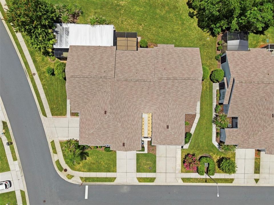 For Sale: $259,900 (2 beds, 2 baths, 1332 Square Feet)