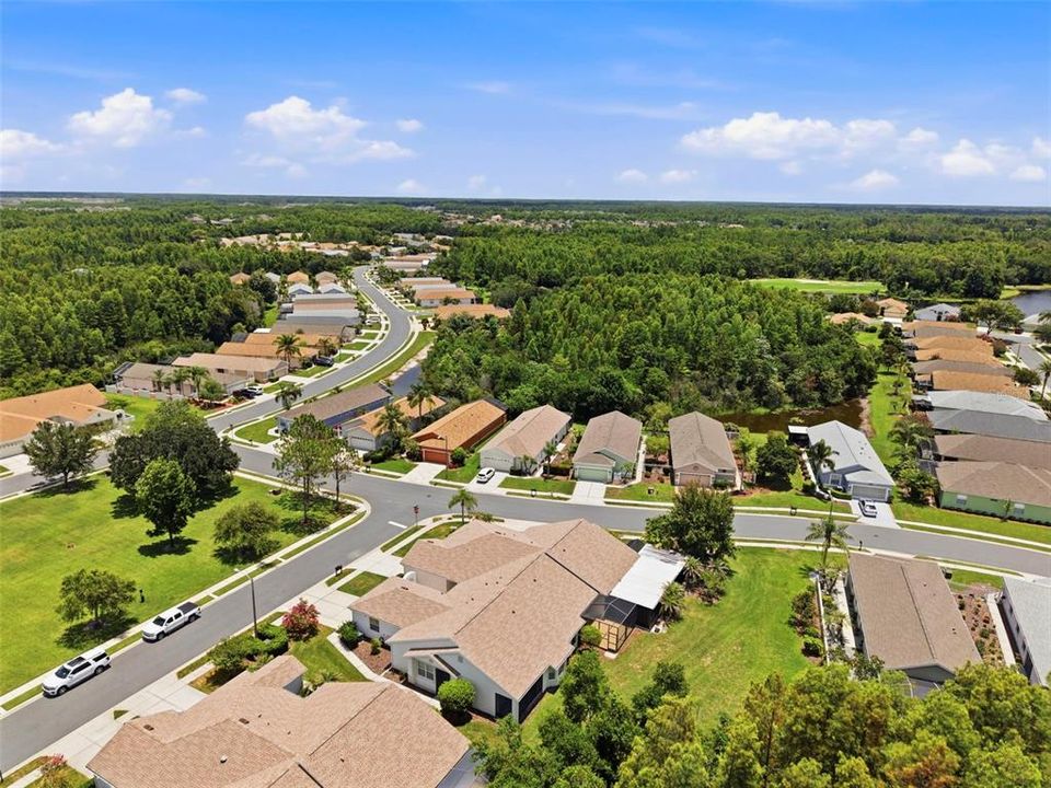 For Sale: $259,900 (2 beds, 2 baths, 1332 Square Feet)