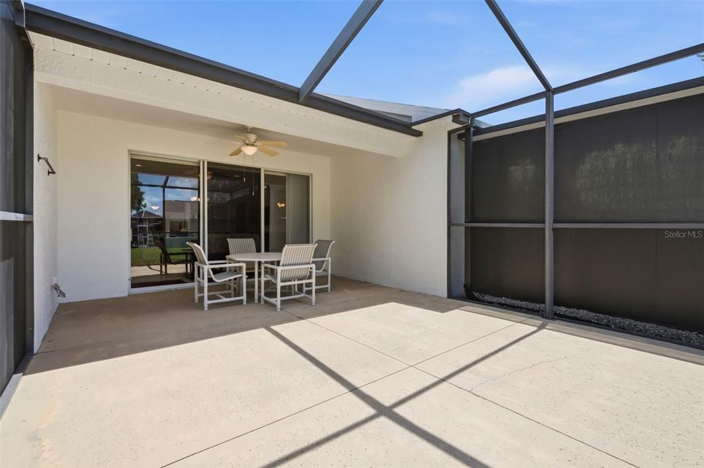 For Sale: $259,900 (2 beds, 2 baths, 1332 Square Feet)