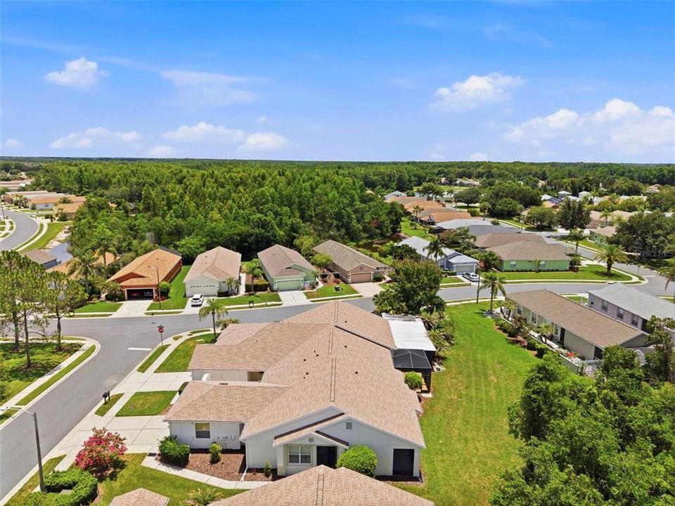 For Sale: $259,900 (2 beds, 2 baths, 1332 Square Feet)