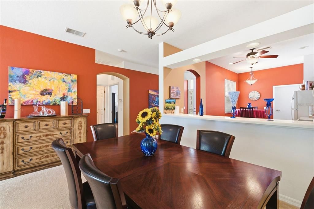 For Sale: $259,900 (2 beds, 2 baths, 1332 Square Feet)