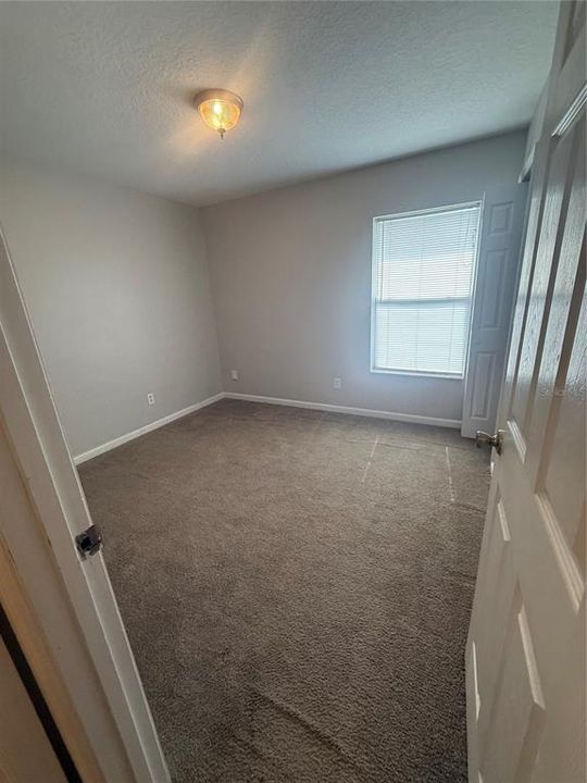For Rent: $1,700 (3 beds, 2 baths, 1275 Square Feet)