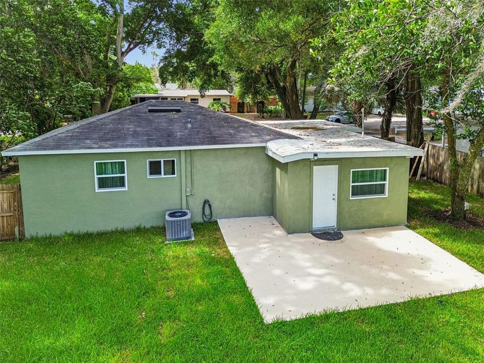For Sale: $335,000 (4 beds, 2 baths, 1183 Square Feet)