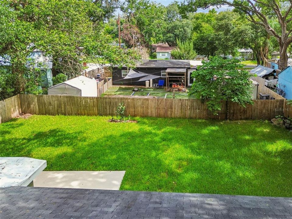 For Sale: $335,000 (4 beds, 2 baths, 1183 Square Feet)