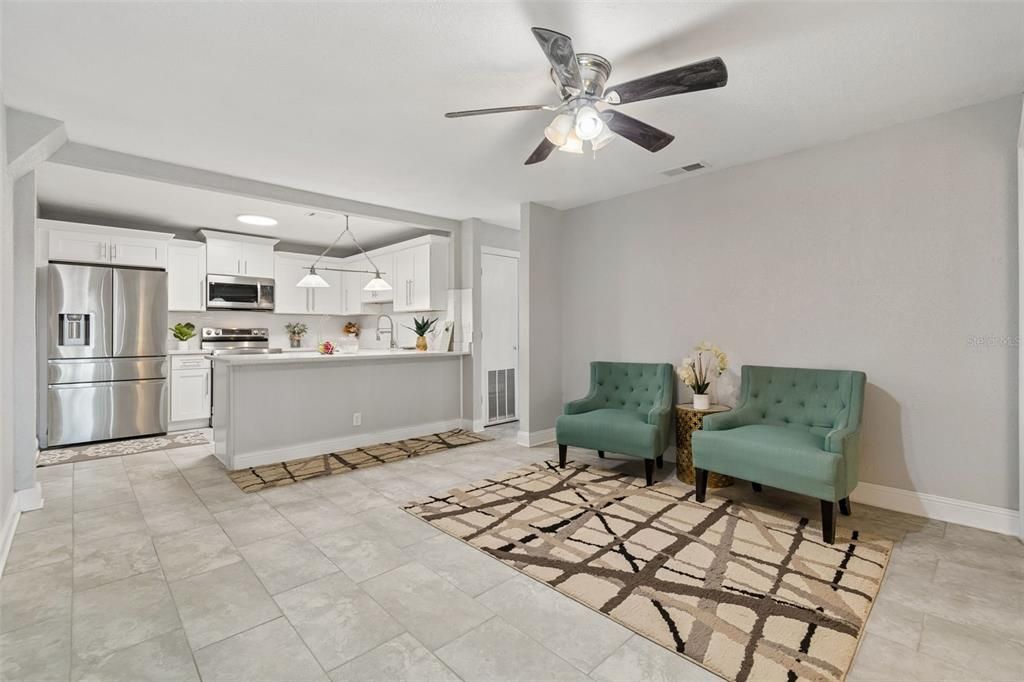 For Sale: $335,000 (4 beds, 2 baths, 1183 Square Feet)