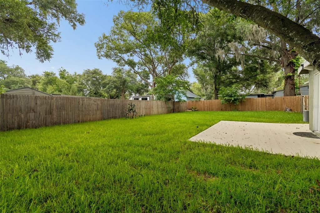 For Sale: $335,000 (4 beds, 2 baths, 1183 Square Feet)