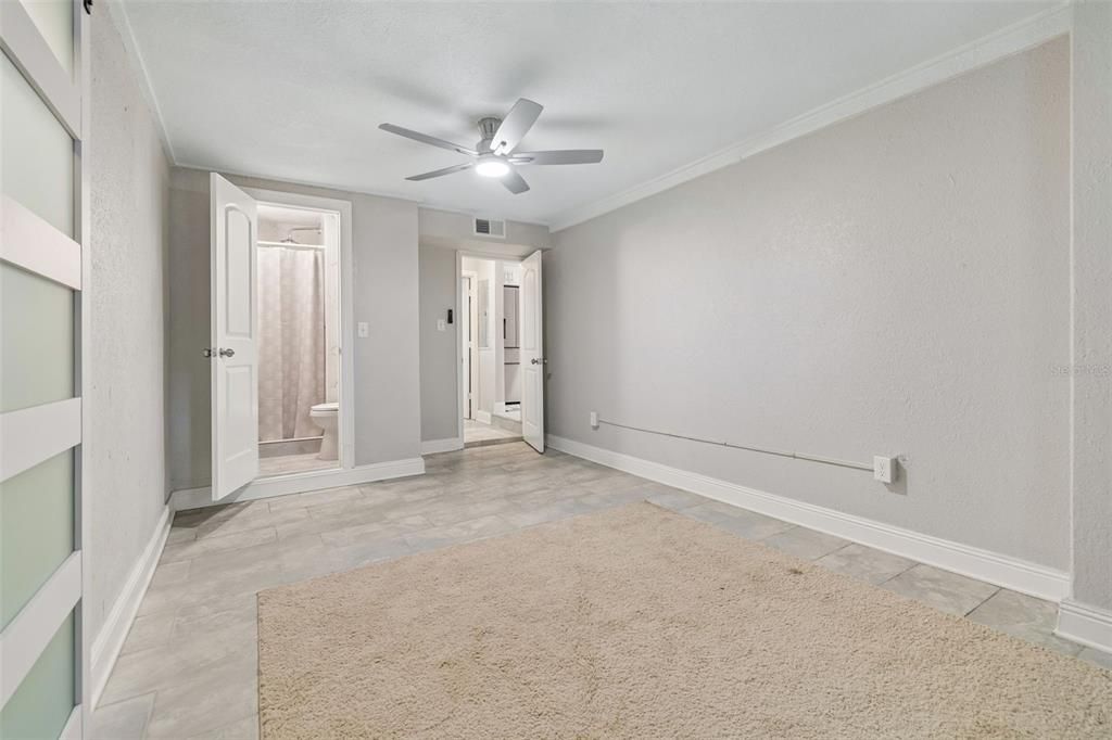 For Sale: $335,000 (4 beds, 2 baths, 1183 Square Feet)