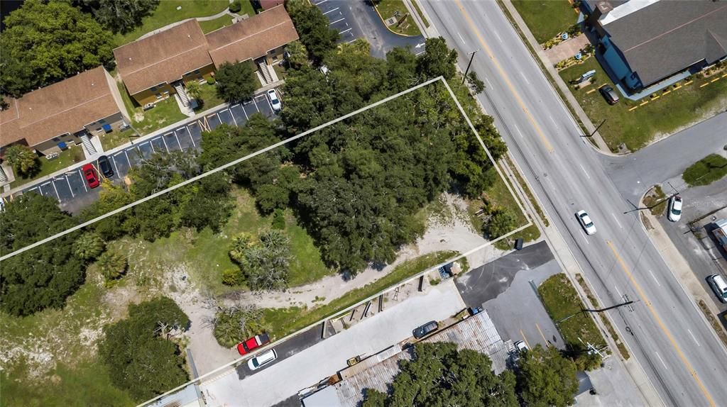 For Sale: $1,300,000 (1.54 acres)