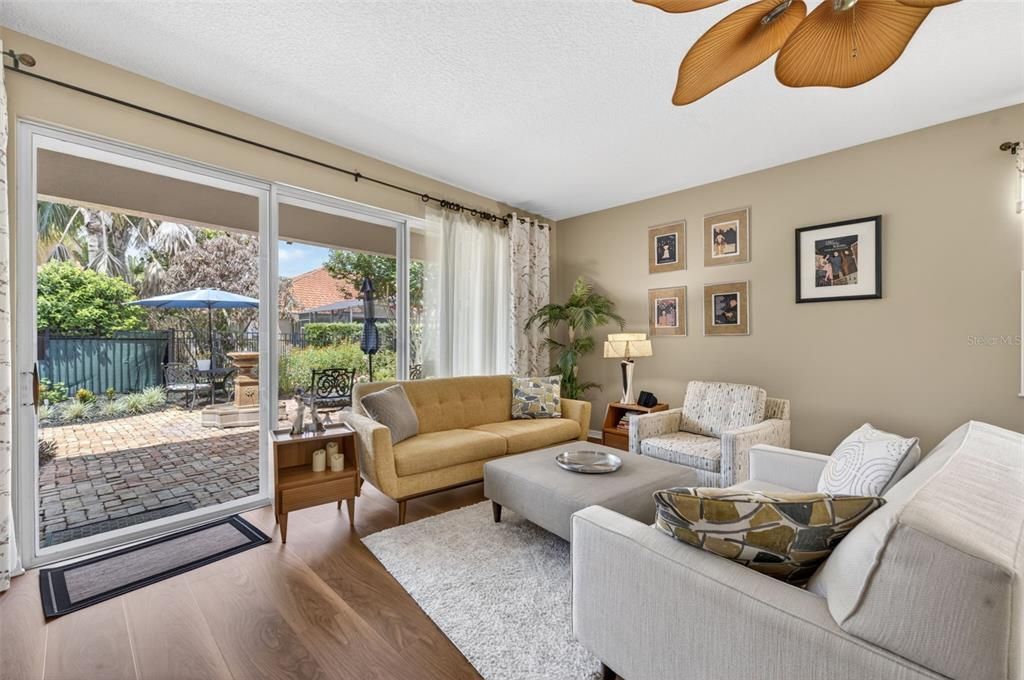 Active With Contract: $520,000 (4 beds, 2 baths, 2236 Square Feet)