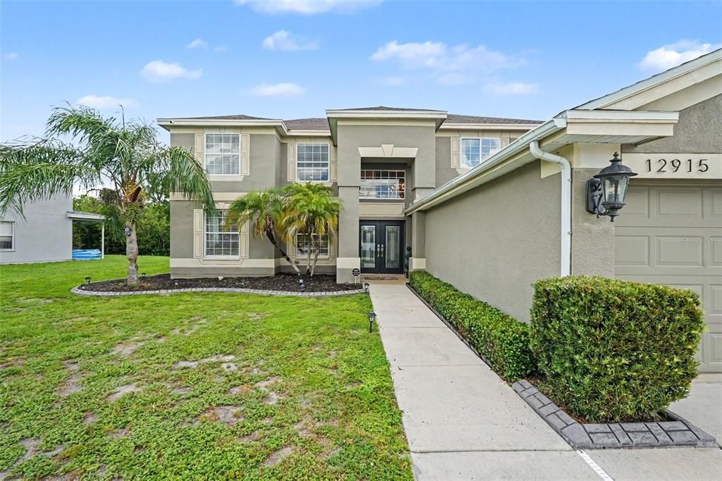 For Sale: $575,000 (4 beds, 2 baths, 3300 Square Feet)