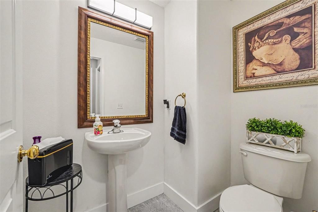 For Sale: $575,000 (4 beds, 2 baths, 3300 Square Feet)