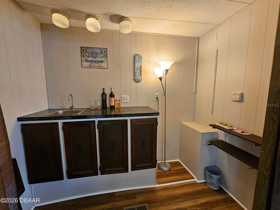 На продажу: $169,900 (3 спален, 2 ванн, 1488 Квадратных фут)