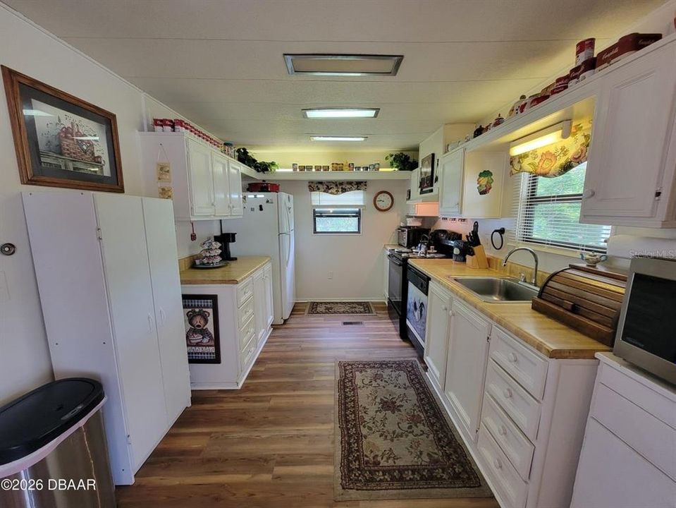 На продажу: $169,900 (3 спален, 2 ванн, 1488 Квадратных фут)