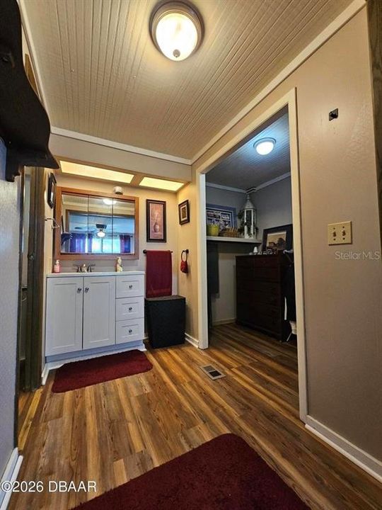 На продажу: $169,900 (3 спален, 2 ванн, 1488 Квадратных фут)