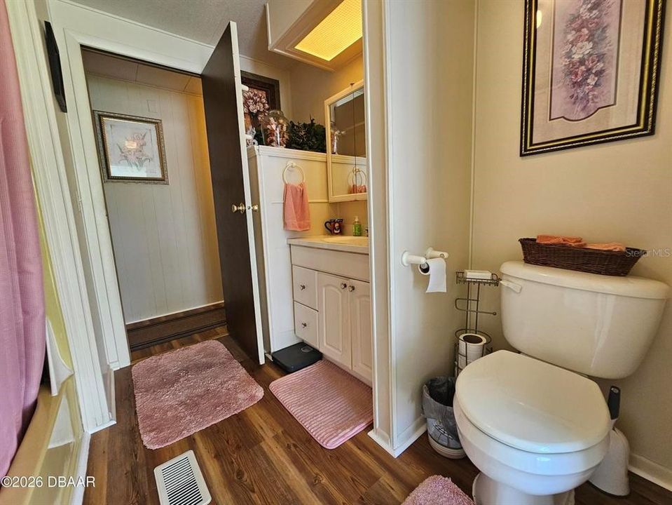 На продажу: $169,900 (3 спален, 2 ванн, 1488 Квадратных фут)