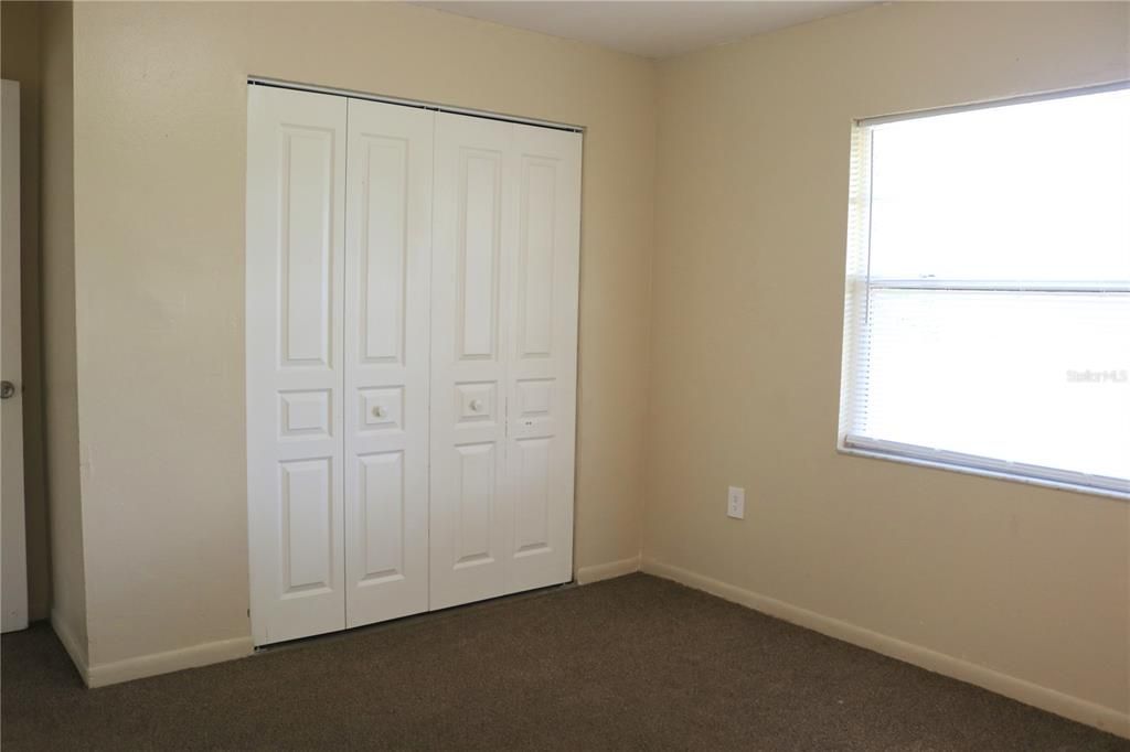 For Rent: $1,300 (2 beds, 1 baths, 850 Square Feet)
