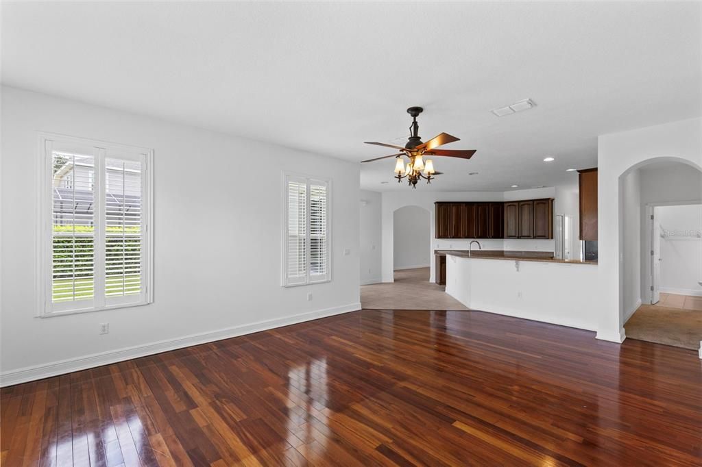 For Sale: $749,900 (4 beds, 3 baths, 2665 Square Feet)