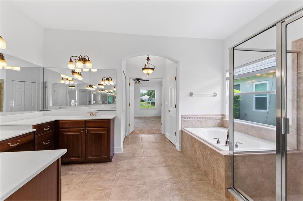 For Sale: $749,900 (4 beds, 3 baths, 2665 Square Feet)