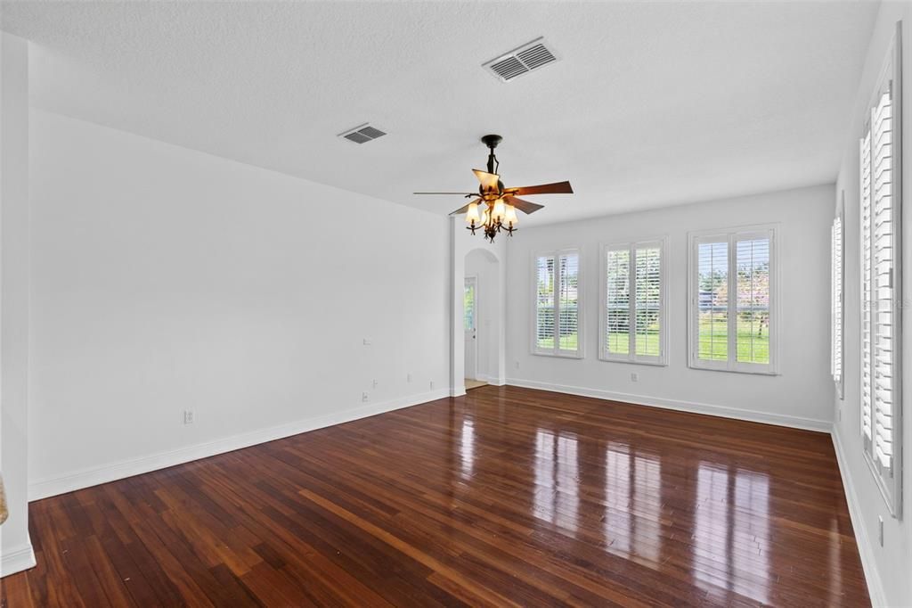 For Sale: $749,900 (4 beds, 3 baths, 2665 Square Feet)