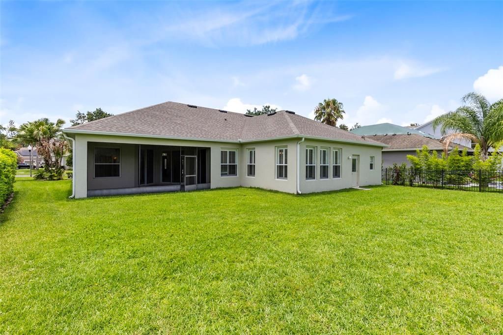 For Sale: $749,900 (4 beds, 3 baths, 2665 Square Feet)