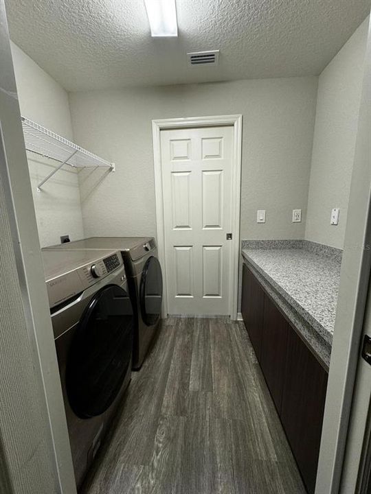 For Sale: $330,000 (4 beds, 2 baths, 1545 Square Feet)