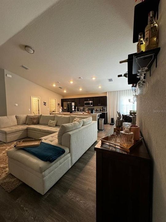 For Sale: $330,000 (4 beds, 2 baths, 1545 Square Feet)