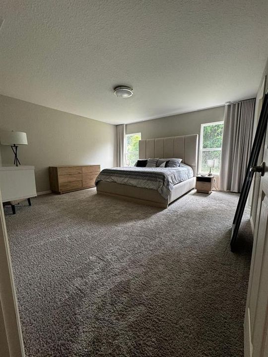 For Sale: $330,000 (4 beds, 2 baths, 1545 Square Feet)
